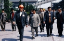 1995年4月23日，时任安徽省委副书记、省长回良玉（右二）莅临公司视察。