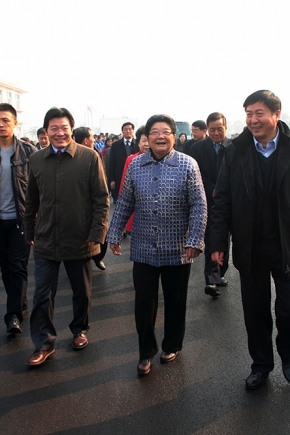 2011年12月14日，第十届全国人大常委会副委员长顾秀莲、中国石油和化学工业联合会长李勇武等参加铜化集团成立20周年庆典，莅临公司视察。